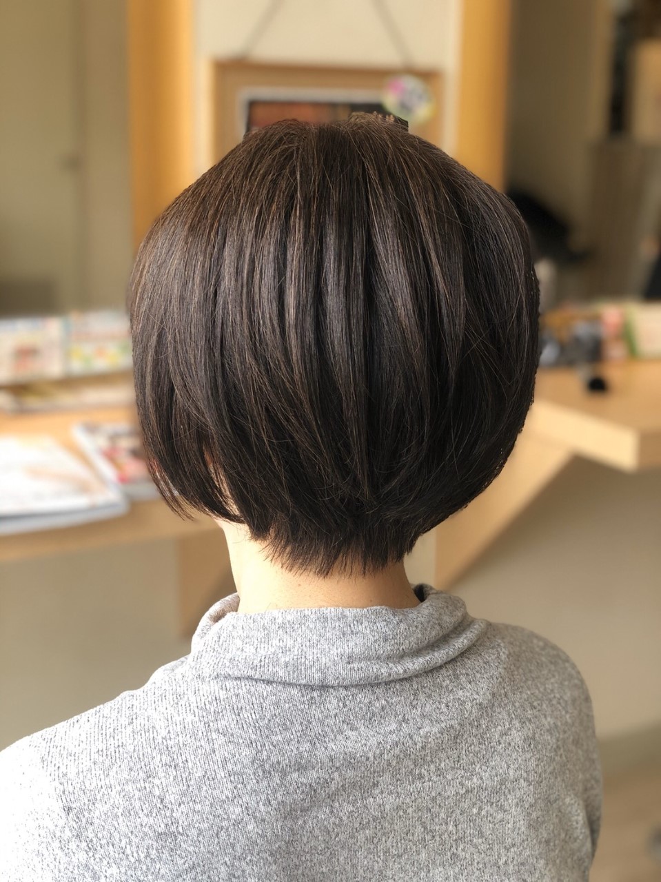 大人カジュアルショート